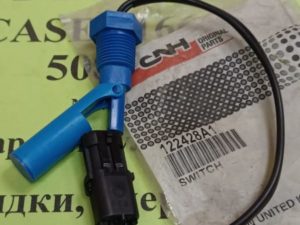 122428А1/87000081CNH Датчик уровня масла гидравлического бака