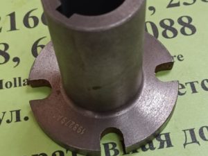 198279A1/1319232C1 Ступица привода,"храповика", колосового элеватора CASE 2166,2366,2188,2388,5088