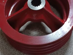 193999C3 ШКИВ ЧЕТЫРЕХ РУЧЬЕВЫЙ ВЕРХНИЙ ПРИВОДА ТРАНСПОРТЕРА НАКЛОННОЙ КАМЕРЫ CASE 2388
