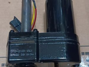143239A2 CNH ЭЛЕКТРОМОТОР РЕГУЛИРОВКИ ПОДБАРАБАНЬЕ CASE