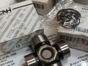 1321059C91 CNH Крестовина карданного вала шнека загрузки CASE